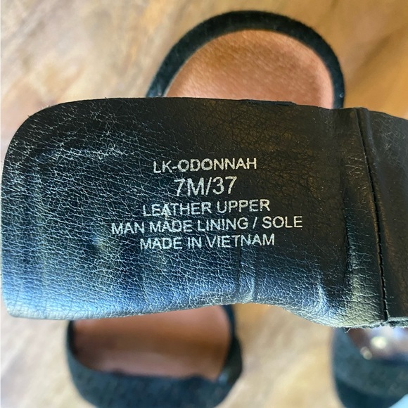 Lucky Brand Odonnah black suede laser cut out ankle strap block heels Size 7 - Picture 10 of 10